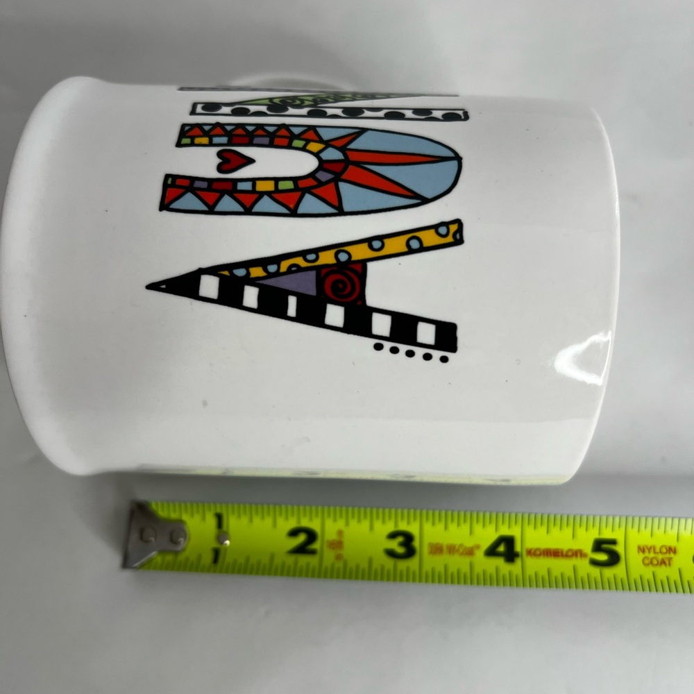 Laurie Veasey OUR NAME IS MUD “Favorite Aunt” Coffee/Tea Mug/Cup Multi Colors - Picture 7 of 8